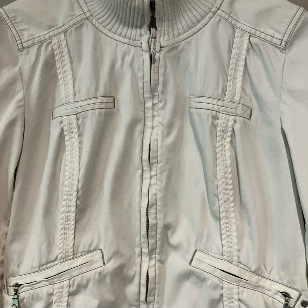 LOFT Ann Taylor Women's Cream Bomber Jacket Size 8 - Picture 6 of 16